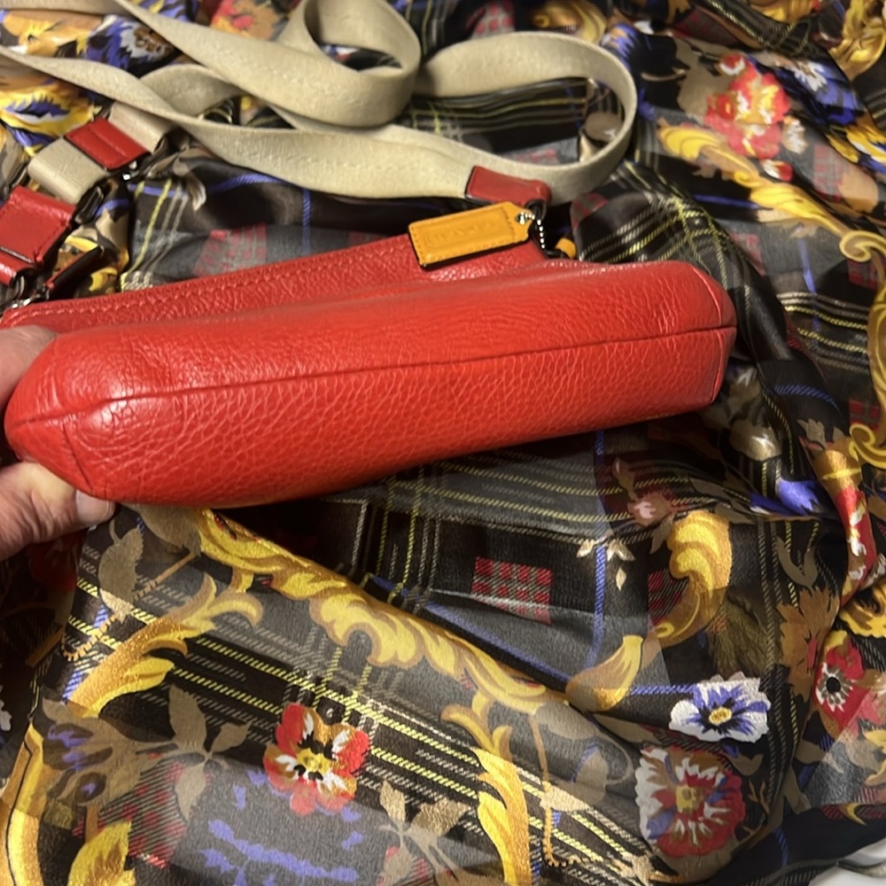 Coach Handbag - Picture 3 of 10